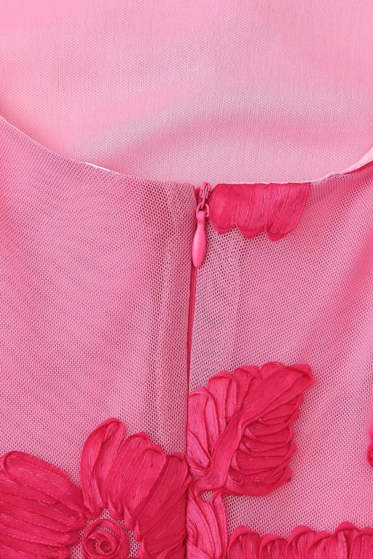 Carlotta™ | Abito con ricami floreali