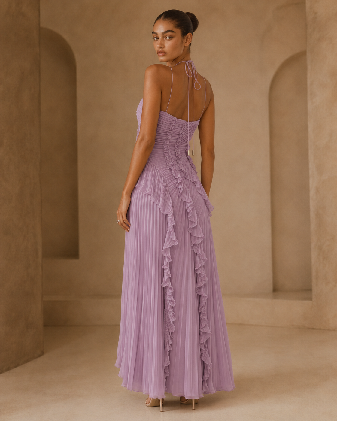 Arianna™ | Abito halter con balze a cascata