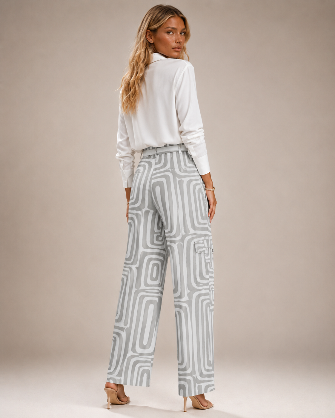 Flavia™ | Completo sartoriale con pantalone fluido