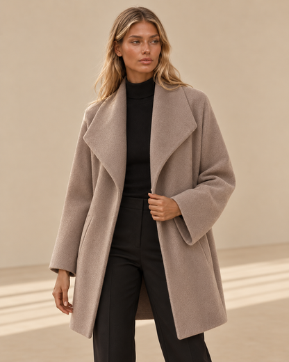 Paola™ | Cappotto in lana dalla linea morbida