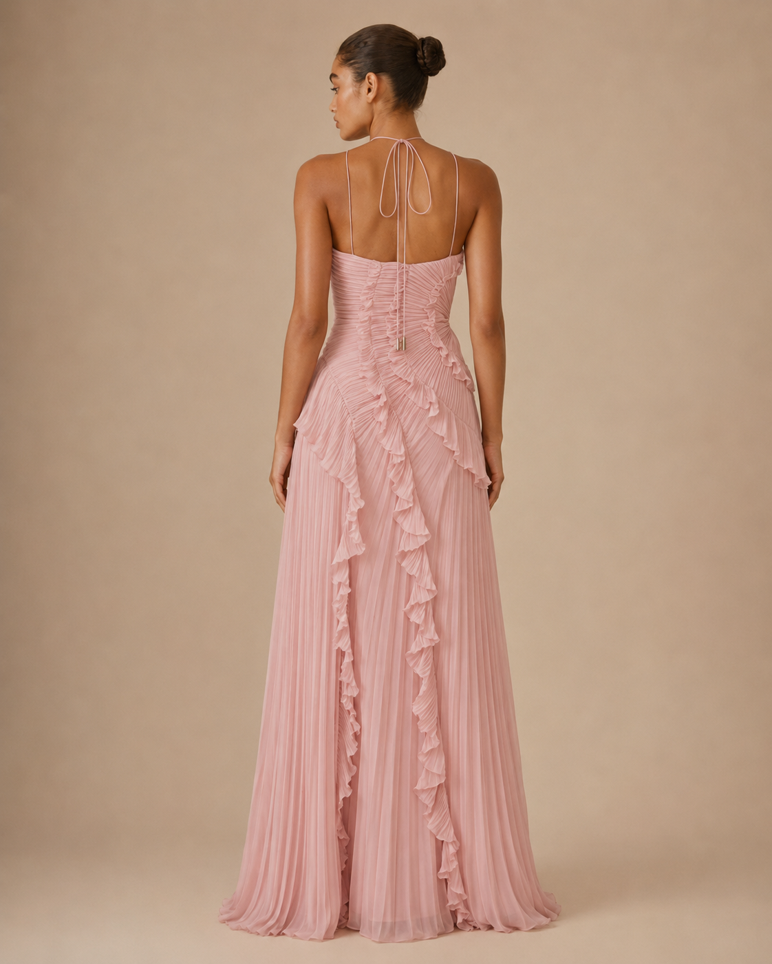 Arianna™ | Abito halter con balze a cascata