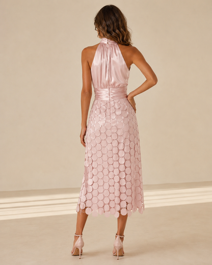 Lavinia™ | Abito midi con cintura e applicazioni