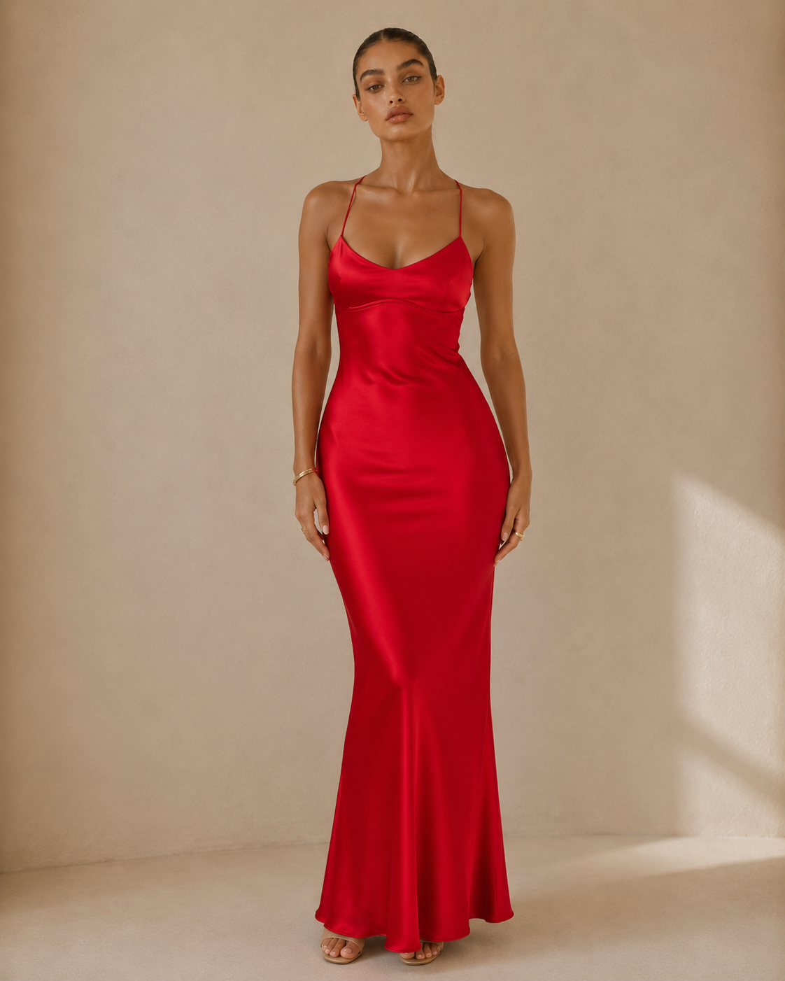 Ludovica™ | Abito satinato con schiena scoperta